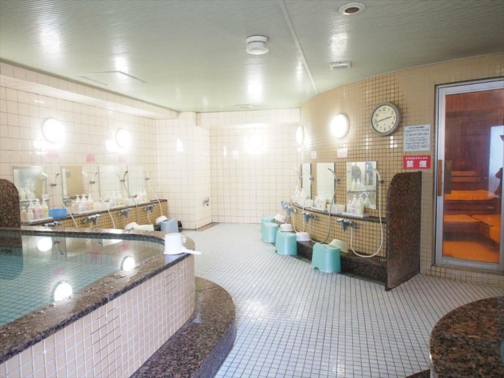 Capsule Hotel Shibuya Tokyo Exterior photo
