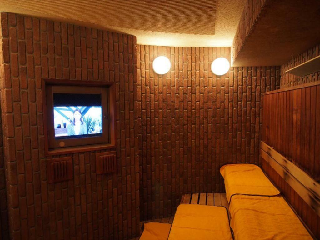 Capsule Hotel Shibuya Tokyo Exterior photo